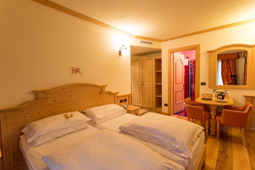 Hotel Arisch Aprica Pokój zdjęcie